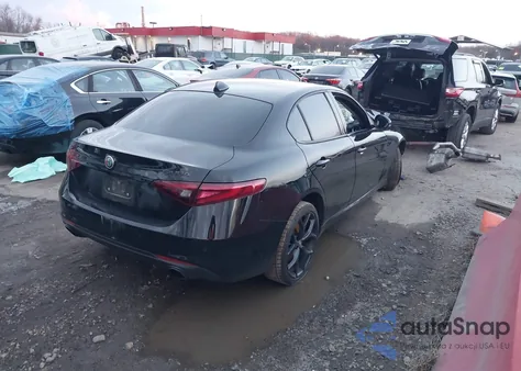 2019 Alfa Romeo Giulia Awd z USA, uszkodzony, nr VIN ZARFANAN1K7613873